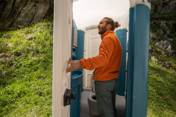 Best Portable toilet rental cost  in Las Lomas, CA